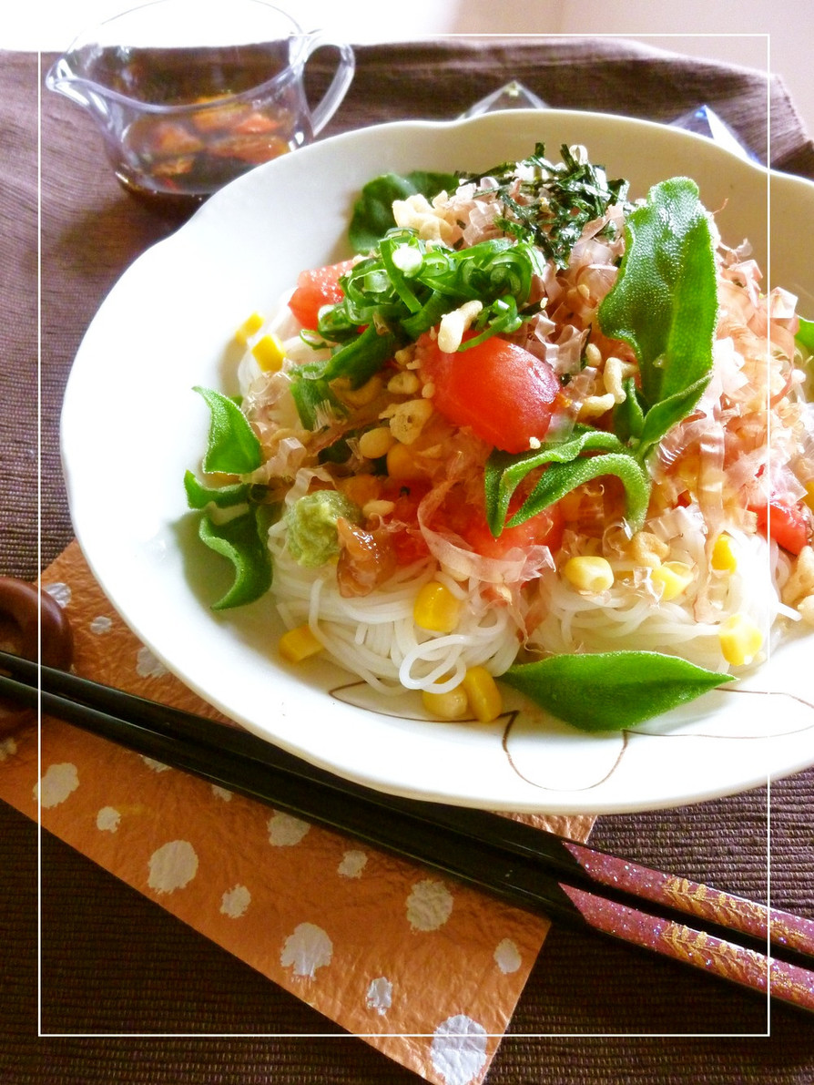 アイスプラントとトマトのぶっかけ素麺の画像