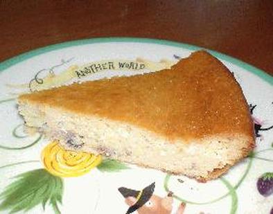 ラムレーズンクリームチーズのベイクドケーキの写真