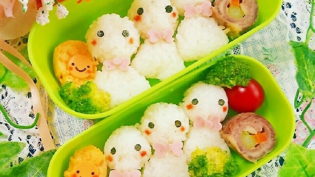 キャラ弁 簡単可愛いてるてる坊主おにぎり レシピ 作り方 By Ayakoooooo クックパッド