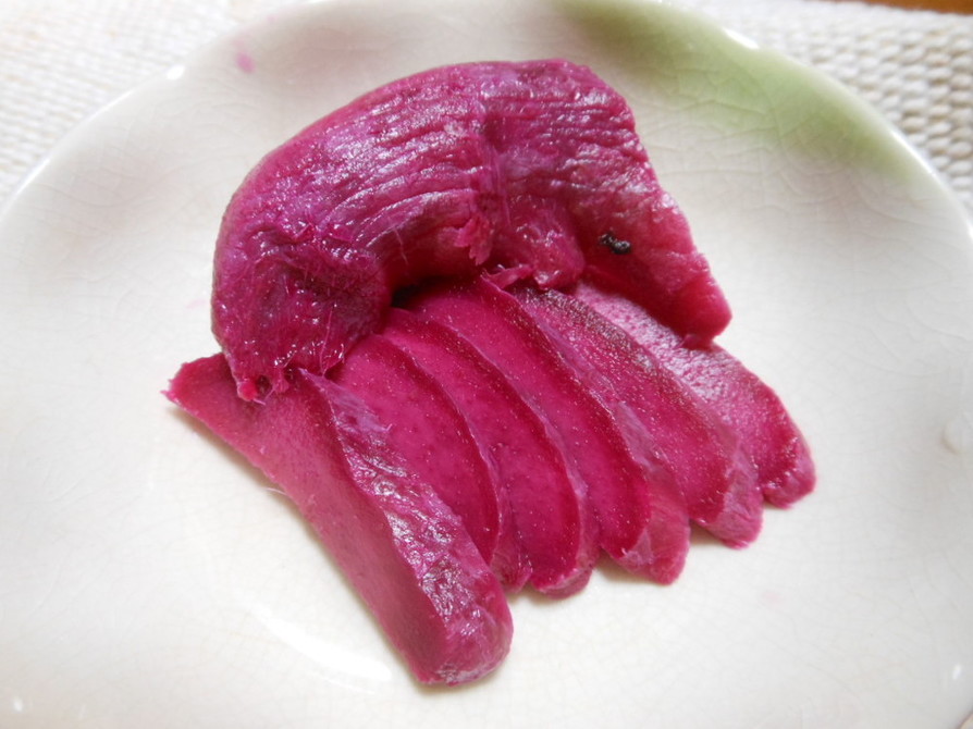 赤紫蘇・梅酢で漬ける…「紅生姜」の画像