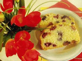 苺とブルーベリーのパウンドケーキの画像