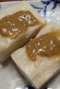 タピオカ粉でつくる，ゴマ豆腐