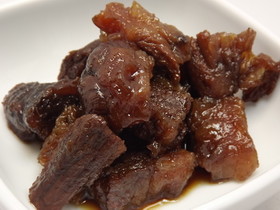 とろ~りとろける!牛すじの甘辛煮
