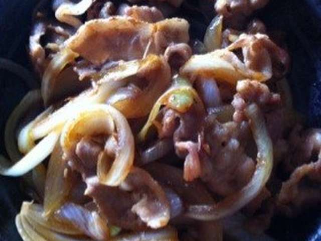 我が家の定番 豚肉玉ねぎ生姜炒め レシピ 作り方 By マイロけん クックパッド
