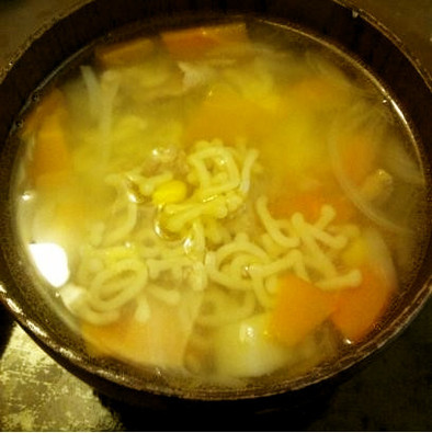 給食の♪ABCスープ（マカロニスープ）の写真