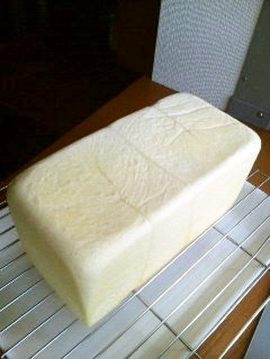 "超ふわふわ♡白い食パン"の写真