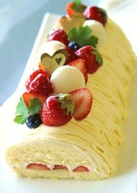 ⁂ホワイトカスタード⁂苺ケーキ