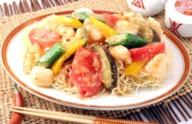 揚げそうめんのピーナツ風味あんかけ