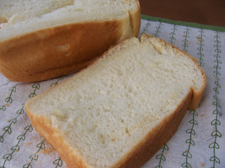 ミルクリッチな食パン☆ホームベーカリーの画像