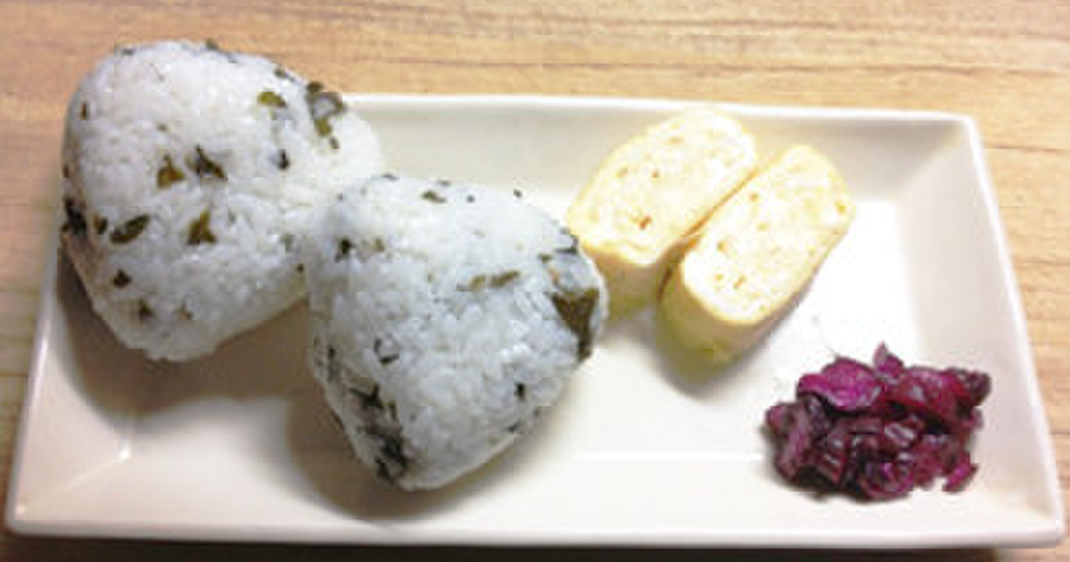 めかぶ茶のおにぎり レシピ 作り方 By ふんばろう京都支部 クックパッド 簡単おいしいみんなのレシピが356万品