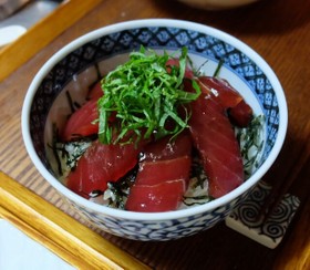 お寿司屋さん直伝!丼に♪マグロのづけ