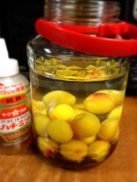 桃の香り♡完熟南高梅のはちみつ梅酒