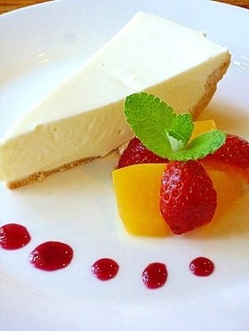 混ぜて冷やすだけ!簡単レアチーズケーキ