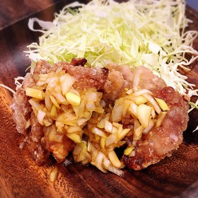 豚肉の竜田焼き 薬味じょうゆ。