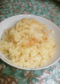 しょうゆ麹なめ茸とツナの炊き込みご飯
