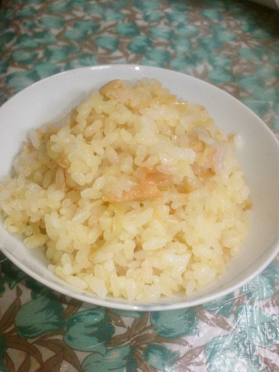 しょうゆ麹なめ茸とツナの炊き込みご飯の画像