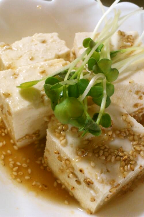 豆腐の胡麻油あえ 簡単ﾚｼﾋﾟの画像