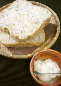 ♡　3種の豆パン　＆　自家製塩麹豆腐