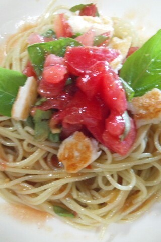 バジルと塩麹トマトのカッペリーニの画像
