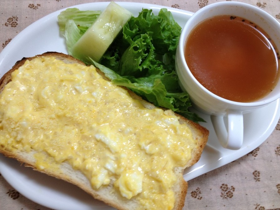 朝ごはんに！卵サンドのチーズトーストの画像