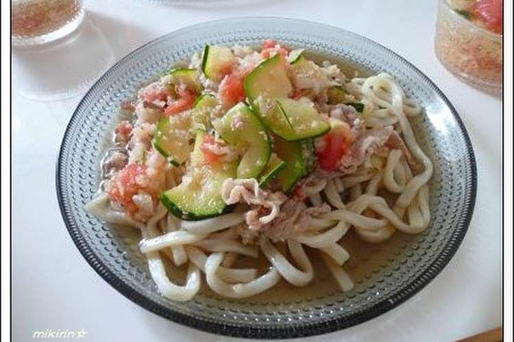 豚肉とズッキーニのおろしうどん レシピ 作り方 By Mikirin3 クックパッド