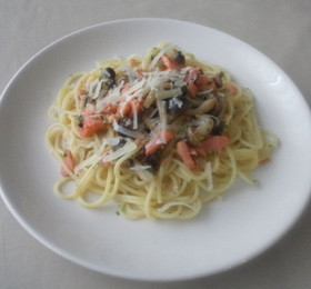 娘作★鮭ときのこの豆乳クリームパスタ