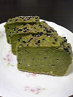 ヘルシー☆小松菜とバナナのおからケーキ