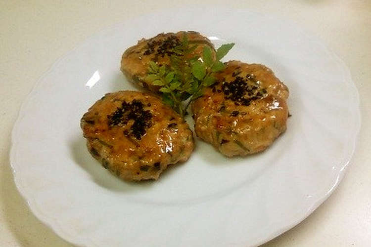 焼肉のたれで鶏つくねの照り焼き レシピ 作り方 By ちぃくぅぴぃ クックパッド 簡単おいしいみんなのレシピが352万品