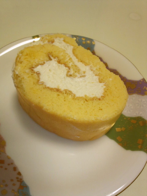 大豆粉のロールケーキの画像