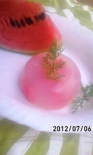 スイカの寒天ゼリー