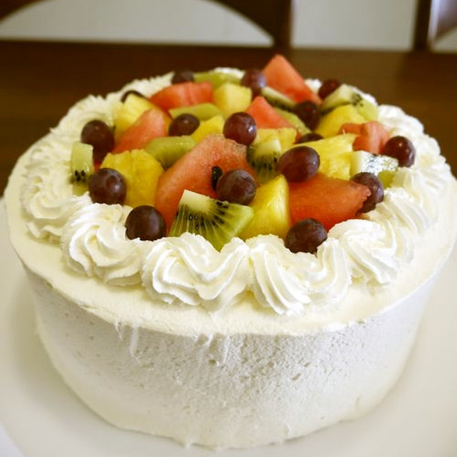 夏のフルーツデコレーションケーキ レシピ 作り方 By Bvivid クックパッド 簡単おいしいみんなのレシピが350万品