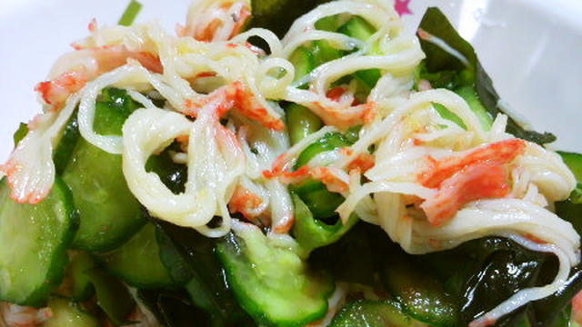 キュウリ ワカメ カニカマの生姜酢の物 レシピ 作り方 By 熊八 クックパッド