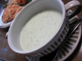 。冷~。。きゅうりの冷製スープ。。