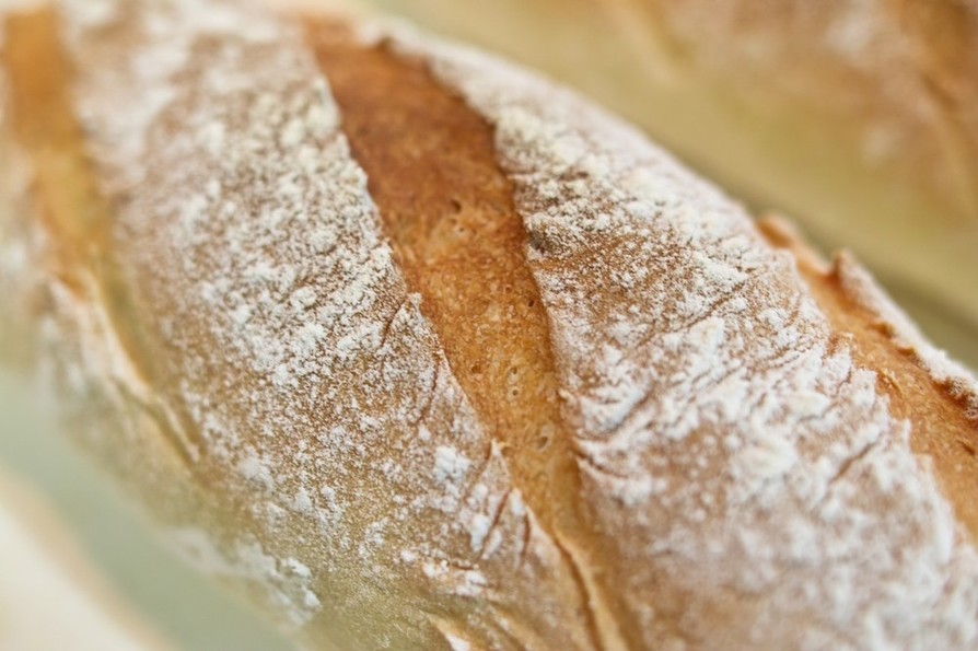 フランスパン風手作りパンの画像