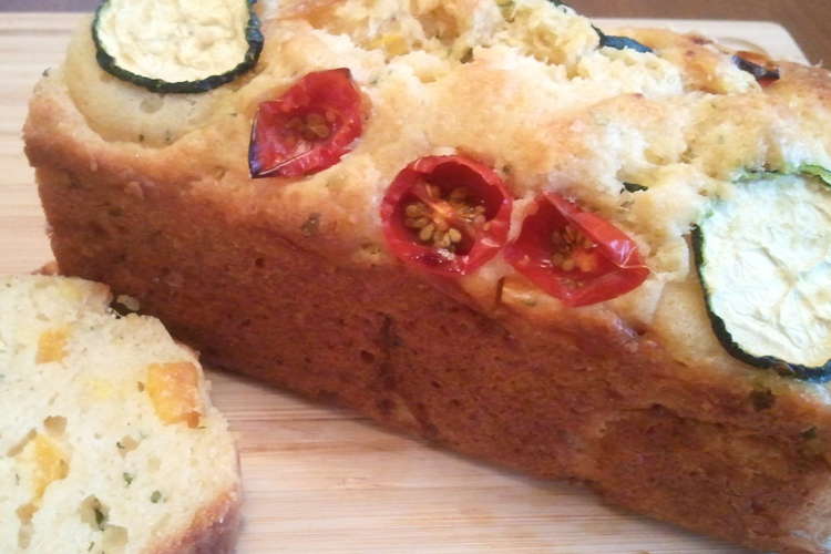 夏野菜のパウンドケーキ ケーク サレ レシピ 作り方 By Miel1965 クックパッド 簡単おいしいみんなのレシピが372万品
