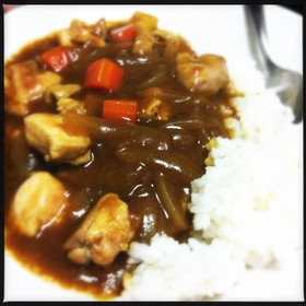 男の簡単料理!『一人暮らしのカレー』
