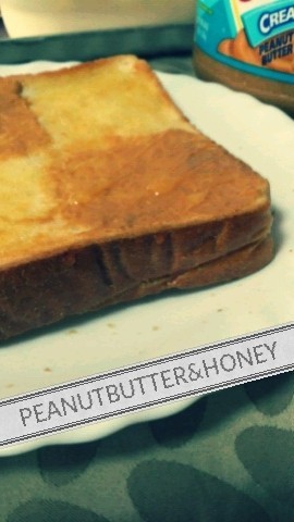 ピーナッツバター&はちみつのトーストの画像