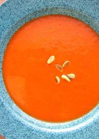 いつもおいしい・鮮やかな赤色のスープ