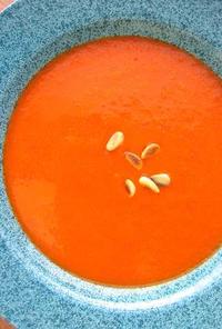 いつもおいしい・鮮やかな赤色のスープ