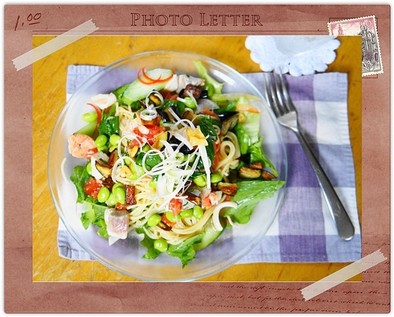 夏野菜とシーフードの冷しパスタの写真