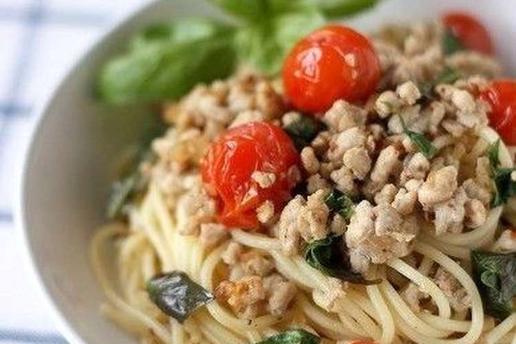 バジルとひき肉のエスニックパスタ レシピ 作り方 By Kt121 クックパッド 簡単おいしいみんなのレシピが352万品