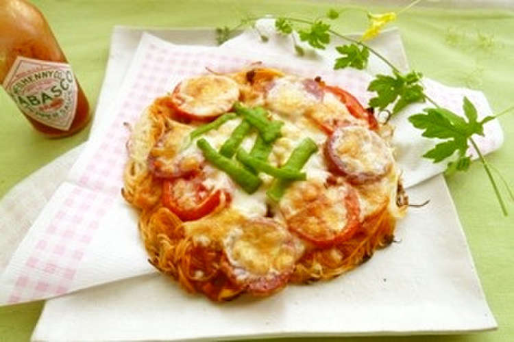 簡単 そうめんピザ レシピ 作り方 By 三行レシピ クックパッド