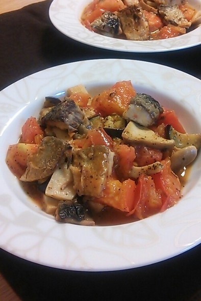 塩サバとトマトと茄子のイタリアン風ソテーの写真