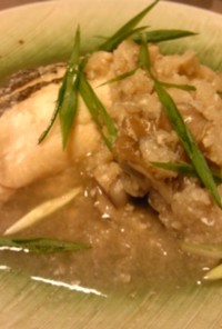かなるンちの塩麹白身魚と舞茸のおろし煮