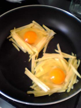 朝食に、もう一品に！巣ごもり卵＆ポテトの画像
