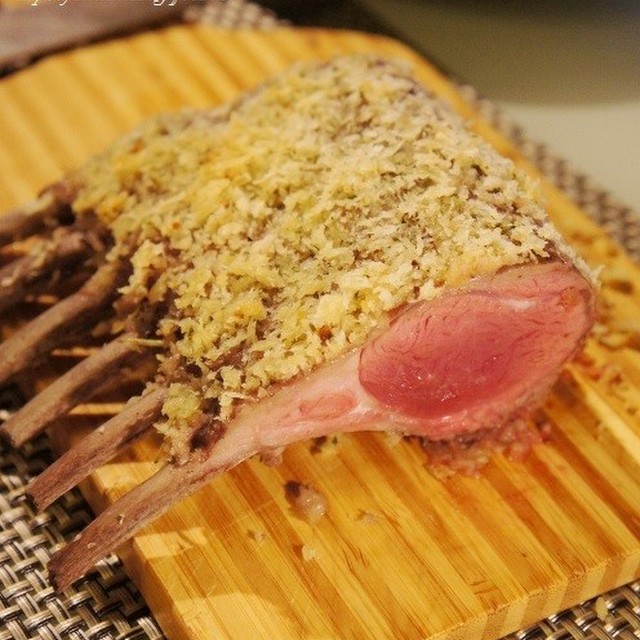 骨付きラム肉の香草パン粉焼き レシピ 作り方 By Juno クックパッド 簡単おいしいみんなのレシピが353万品