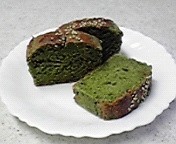緑のヘルシーパウンドケーキの画像