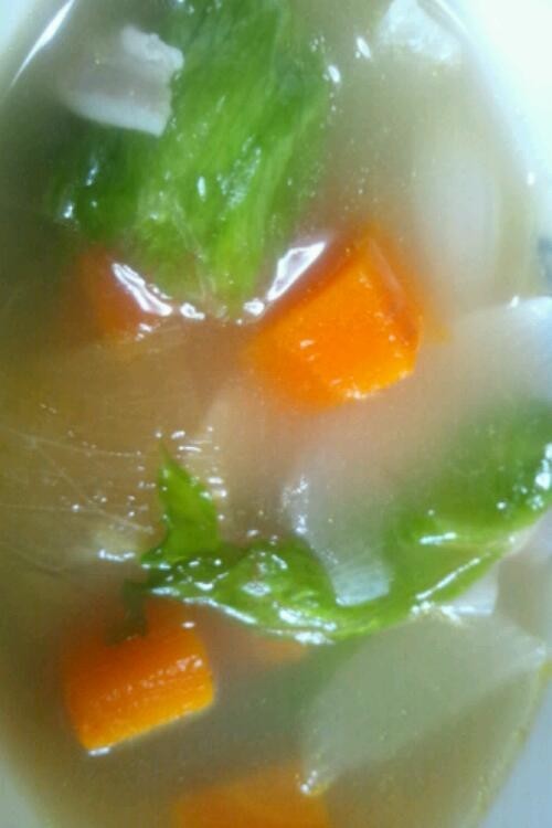 ベーコンレタススープの画像
