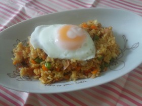 余ったルーで♪カレーチャーハン♪