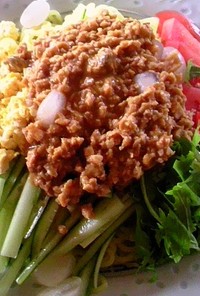 大豆たんぱくの冷やしゴマ味噌坦々麺